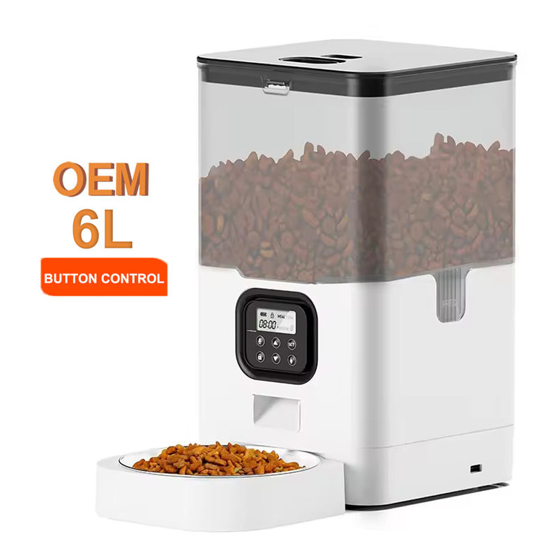 Keeping Pet Food Fresh in Automatic Feeders: A Guide for Distributors